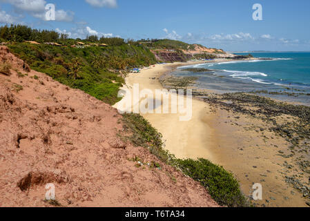 Belle plage de Praia do Amor près de Pipa sur le Brésil Banque D'Images