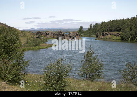 Les affleurements de roches volcaniques dans la baie de Reykjavik Islande Juillet 2009 Banque D'Images