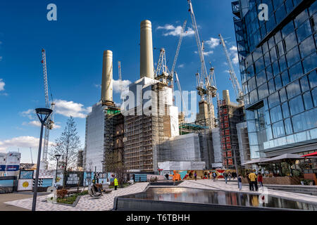Travaux de construction importants à la centrale électrique de Battersea dans le cadre d'un projet de réaménagement de plusieurs milliards de livres à Battersea , Londres, Royaume-Uni Banque D'Images