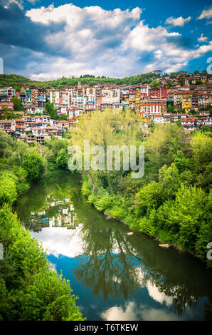 La ville de Veliko Tarnovo, Bulgarie. La vieille ville est situé dans le centre-nord de la Bulgarie Banque D'Images