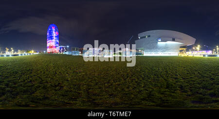 Vue panoramique à 360° de 360 avis de la ville de Barcelone la nuit. quartier du village olympique de Barcelone