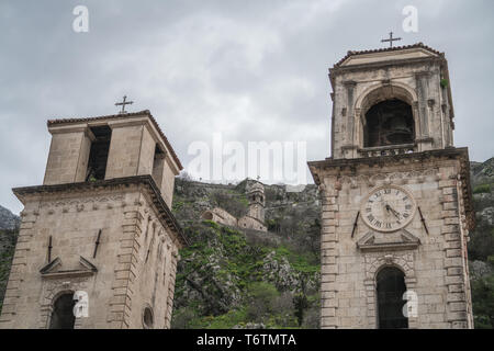 Cathédrale de St Tryphon clochers Banque D'Images