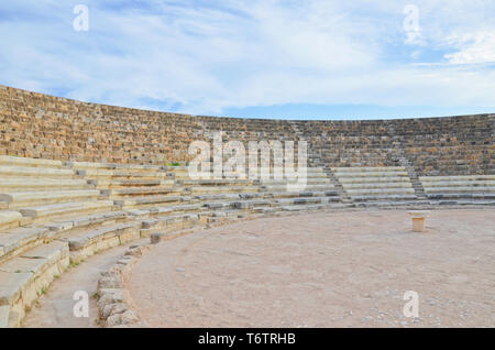 Ruines du théâtre antique de Salamine chypriote turque, Chypre du Nord. Salamine était le grec ancien cité-état. Attraction touristique populaire et l'un des plus importants dans le pays. Banque D'Images