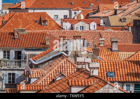 Toits de maisons anciennes à Dubrovnik Banque D'Images