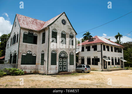 Bâtiment en bois, Totness, Coronie district, Suriname Banque D'Images