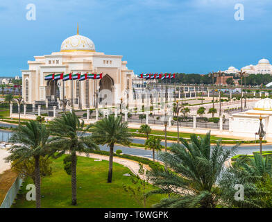 Arch entrée principale de palais présidentiel dans l'émirat d'Abou Dhabi, Émirats arabes unis Banque D'Images