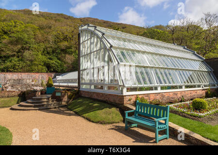 Restauré une maison de verre dans le jardin clos victorien à l'abbaye de Kylemore, Letterfrack, Connemara, comté de Galway, en République d'Irlande. Banque D'Images