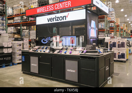 Magasin-entrepôt Costco Wholesale au Massachusetts, USA Banque D'Images