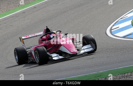 Hockenheim, Allemagne. 06Th Mai, 2019. Sport : W-Series, d'Hockenheim - 2019, la formation. Sarah Bovy de Belgique disques durs sur l'hippodrome. Credit : Hasan Bratic/dpa/Alamy Live News Banque D'Images