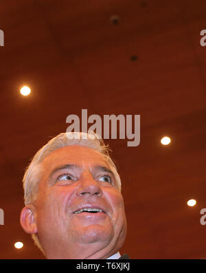 Weingarten, Allemagne. 06Th Mai, 2019. Thomas Strobl, président de la CDU, et le ministre de l'intérieur dans la région de Bade-Wurtemberg, se tient dans la salle au début de l'État partie de la conférence Bade-wurtemberg CDU. Credit : Karl-Josef Opim/dpa/Alamy Live News Banque D'Images