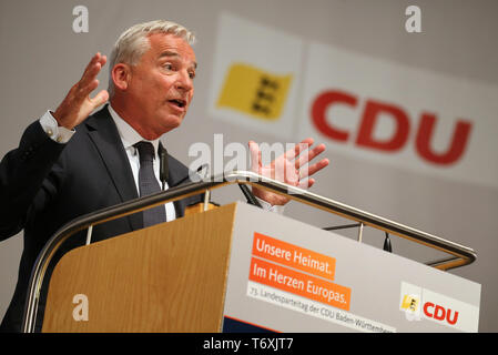 Weingarten, Allemagne. 06Th Mai, 2019. Thomas Strobl, président de la CDU, et le ministre de l'intérieur du Bade-Wurtemberg, s'exprime à l'État partie de conférence la CDU en Bade-Wurtemberg. Credit : Karl-Josef Opim/dpa/Alamy Live News Banque D'Images