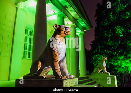 Illumination dans park Kolomenskoe - Moscou Russie Banque D'Images