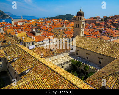Vue aérienne du palais Sponza (également appelé 'Divona') et de la vieille ville de Dubrovnik, Croatie Banque D'Images