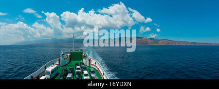 Détroit de Messine ferry, Sicile, Italie Banque D'Images