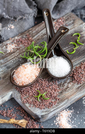 Différents types de sel de mer. Banque D'Images