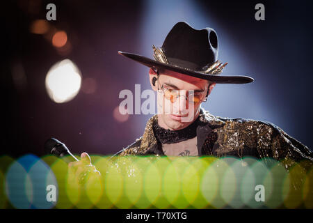 Rome, Italie. 01 mai, 2019. Noel Gallagher avec son groupe High Flying Birds, était l'invité d'internationales le Concertone de Primo Maggio à Rome. La 'May Day' Concert est un événement organisé chaque année à Rome par les syndicats CGL, CISL et UIL pour célébrer les droits des travailleurs avec la musique. Credit : Danilo D'Auria/Pacific Press/Alamy Live News Banque D'Images