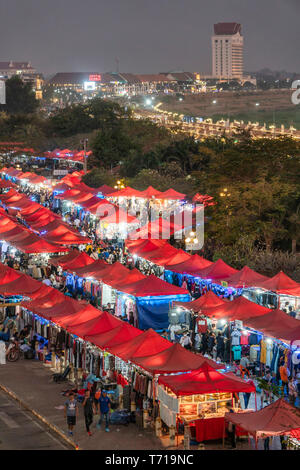 Marché de nuit à Vientiane, le Mekong riverside, Laos, Asie du sud-est, Banque D'Images