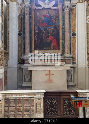 Todi Ombrie Italie. Cappella dell'Assunta - Chapelle de l'Assomption XVII siècle. La chapelle est entièrement dédiée à Sainte Marie et décorées w Banque D'Images