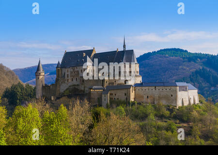 Le château de Vianden au Luxembourg Banque D'Images