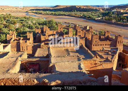 Tours de Ait Ben Haddou, Maroc Banque D'Images
