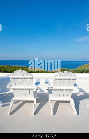 Terrasse sur la mer, l'île de Salina, Capofaro Resort, Iles Eoliennes, Italie, Sicicy Banque D'Images