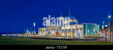 Ville Espagnole au crépuscule, Whitley Bay, Tyne et Wear, Angleterre, Royaume-Uni Banque D'Images