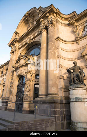 Deutschland, NRW, Düren, Leopold-Hoesch-Museum Banque D'Images