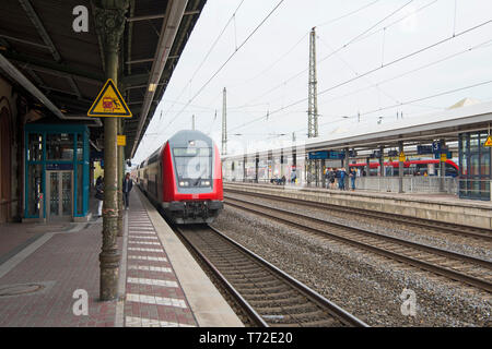 Deutschland, NRW, Düren, Bahnhof Düren Banque D'Images
