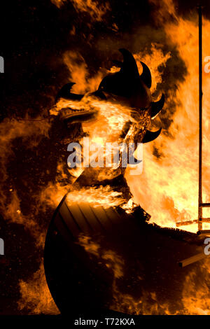 Jusqu'Helly Aa cuisine gravure navire. Up Helly Aa est un viking fire festival unique à l'Îles Shetland, au nord de l'Écosse, au Royaume-Uni. Banque D'Images