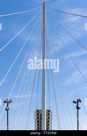 LA SPEZIA, Ligurie / ITALIE - AVRIL 19 : Vue sur la passerelle pour piétons à La Spezia Ligurie Italie le 19 avril 2019 Banque D'Images