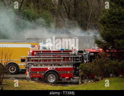 Raccord d'incendie en situation réelle, série de 5 images, 5-5 Banque D'Images