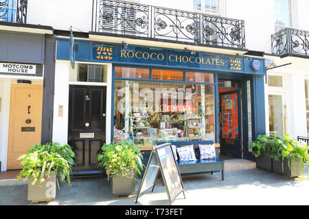 Chocolatier français boutique Chocolats Rococo sur Motcomb Street, élégant dans l'élégant quartier de Belgravia, London SW1, UK Banque D'Images