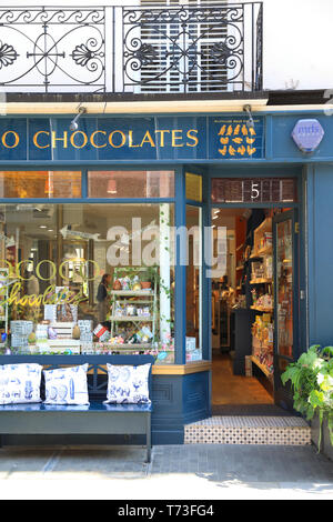 Chocolatier français boutique Chocolats Rococo sur Motcomb Street, élégant dans l'élégant quartier de Belgravia, London SW1, UK Banque D'Images