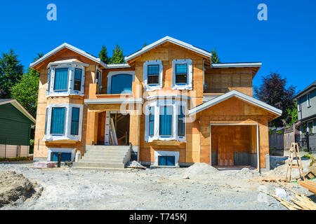 Toute nouvelle maison d'habitation est en construction Banque D'Images