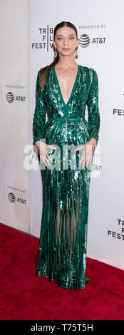 New York, NY, USA - 2 mai 2019 : Angela Sarafyan participe à 'Extrêmement méchants, scandaleusement mal et Vile' au cours de 2019 Tribeca Film Festival au Stella Banque D'Images