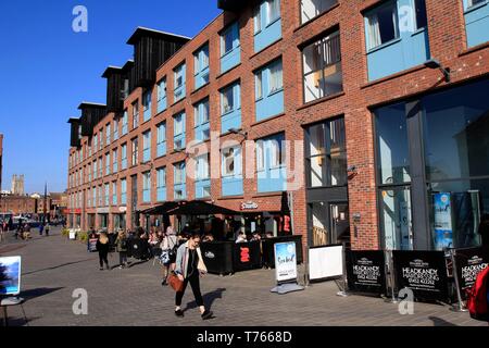 Vues des quais de Gloucester, Gloucestershire, Royaume-Uni. - 10 Avril 2019 Photo par Andrew Higgins - Mille mot Media. Pas de ventes, pas de syndication. Contact Banque D'Images