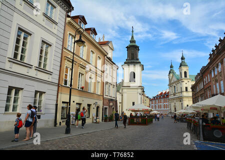 Varsovie, Pologne - le 29 juin 2018. La rue Freta dans la nouvelle ville de Varsovie , la capitale de la Pologne. Banque D'Images