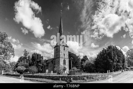 Le 14 siècle, église anglicane de St Peter's dans le village de Kent Hever, la maison ancestrale d'Anne Boleyn, la deuxième épouse du roi Henri VIII Banque D'Images