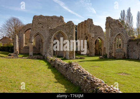 Les arches ruinées de l'abbaye de Creake, ancien Prieuré d'Augustinien Dans North Norfolk Banque D'Images