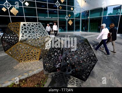 Beyrouth, Liban. 5 mai, 2019. Décorations pour le prochain mois de Ramadan sont vu à Beyrouth, Liban, le 5 mai 2019. Credit : Bilal Jawich/Xinhua/Alamy Live News Banque D'Images