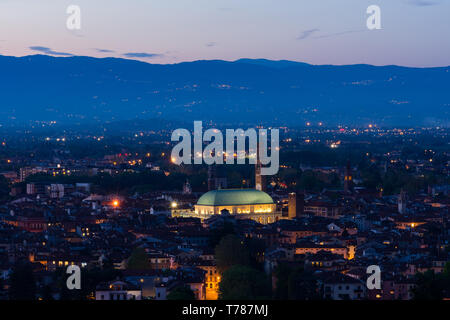 Panorama de Vicence au coucher du soleil, de l'Italie Banque D'Images