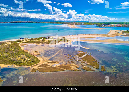 La ville de Nin adriatique plage de sable vue aérienne de la région de Croatie, Dalmatie Banque D'Images