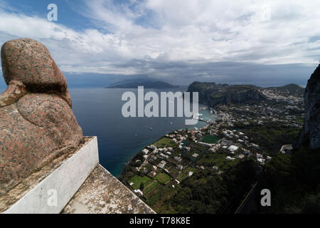 Villa San Michele, Anacapri, construit par Axel Munthe, Capri : le célèbre et ancien sphynx à la direction de la mer, Naples, Capri et la Villa Jovis Banque D'Images