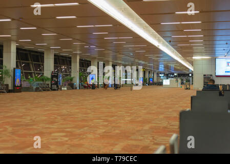 Terminal T3 à l'International Indira Gandhi (IGI), l'Aéroport de New Delhi, Inde, porte un regard déserte, au petit matin. L'IGI est l'aéroport le plus achalandé en Inde. Banque D'Images