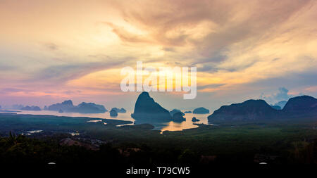 Phet Nga Vue Samed, Phang Nga, province de Phang Nga, Thaïlande Banque D'Images