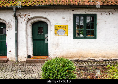 Gottesbuden à Ahrensburg, Allemagne. 22 chambres (chambres de Dieu) qui sont loués à des personnes dans le besoin pour le montant symbolique de moins d'une Euro Banque D'Images