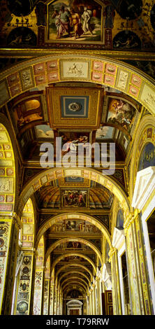 À l'intérieur de couloir de pterhof, Russie Banque D'Images
