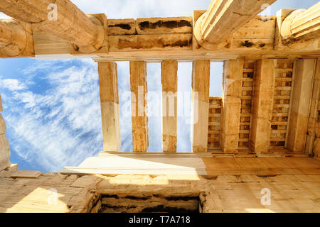 Temple d'Athéna Nike Propylaea ancienne entrée Gateway Ruines Acropole Athènes - Grèce, personne ne Banque D'Images