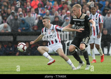 5 mai 2019 Rotterdam, pays-Bas Soccer Dutch Cupfinal Willem II contre Ajax KNVB Bekerfinale 2019 L-R Daniel Crowley (Willem II) - Donny van de Beek (Ajax) Banque D'Images
