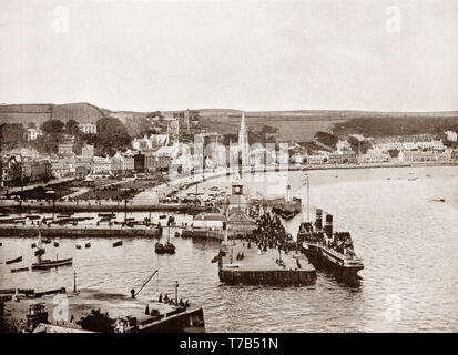 Une vue de la fin du xixe siècle, de Rothesay, principale ville de l'île de Bute dans le Firth of Clyde, Argyll and Bute, Ecosse. Il s'est développé comme une destination touristique populaire pour les Glaswegians aller 'doon l'eau'. Rothesay est également l'emplacement de l'un des établissements d'Ecosse centre thermal au cours du 19e siècle années d'expansion de l'hydropathie mouvement. Il y avait aussi un tramway électrique - la Rothesay et Ettrick Bay Light Railway - qui s'étire à travers l'île pour l'une de ses plus grandes plages. Banque D'Images